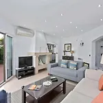 빌라 Charming Vilamoura Short Walk To Marina O Clube 3 Bedrooms