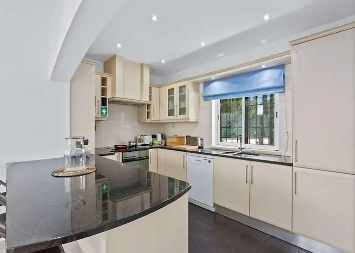 Charming Vilamoura Short Walk To Marina O Clube 3 Bedrooms