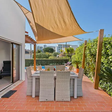 Villa Charming Vilamoura Short Walk To Marina O Clube 3 Bedrooms Private Pool Algarve *