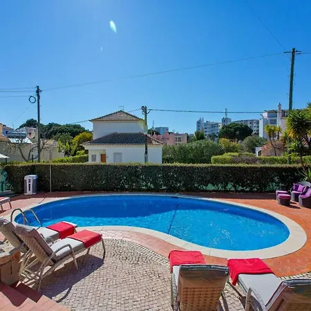 Villa Charming Vilamoura Short Walk To Marina O Clube 3 Bedrooms Quarteira